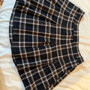 Hollister Black and White Plaid Mini Skirt